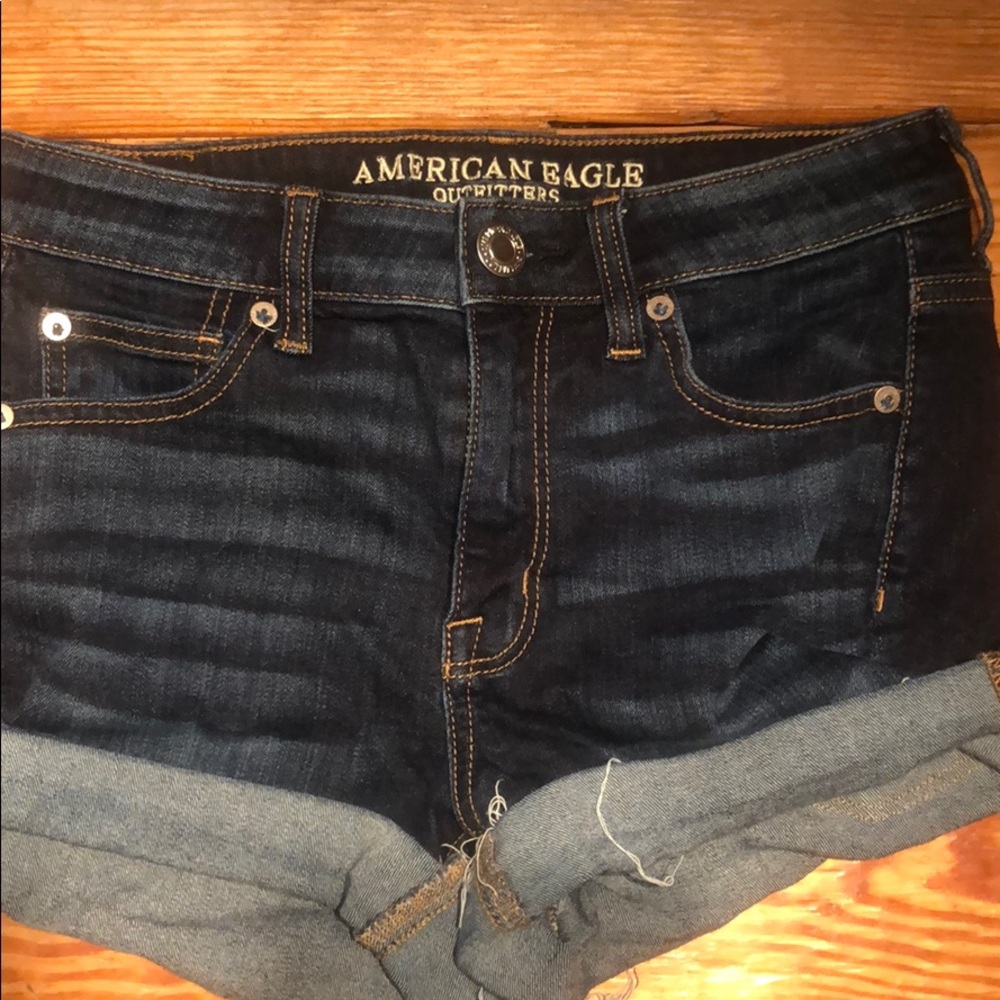 American Eagle Hi-Rise Shortie Shorts ☀️